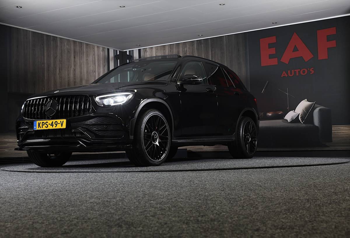 Mercedes-Benz GLC Mercedes-Benz GLC-klasse 300e 4MATIC AMG 63 Look / Head Up / Memory / Open Pano / 360 Camera / Cc / Lane Assist / Led / 20 Inch