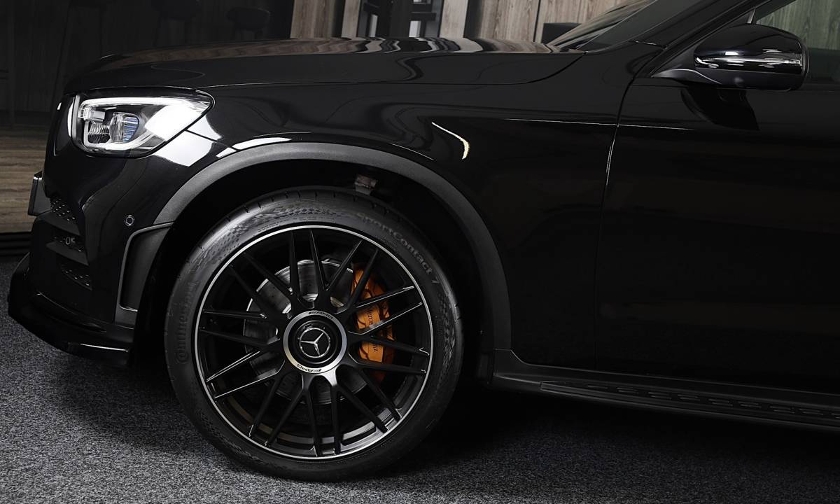 Mercedes-Benz GLC Mercedes-Benz GLC-klasse 300e 4MATIC AMG 63 Look / Head Up / Memory / Open Pano / 360 Camera / Cc / Lane Assist / Led / 20 Inch
