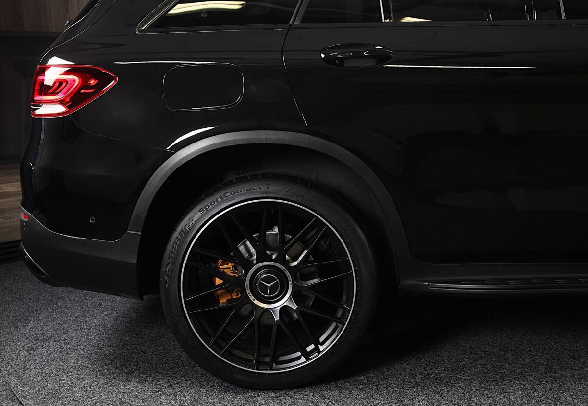 Mercedes-Benz GLC Mercedes-Benz GLC-klasse 300e 4MATIC AMG 63 Look / Head Up / Memory / Open Pano / 360 Camera / Cc / Lane Assist / Led / 20 Inch