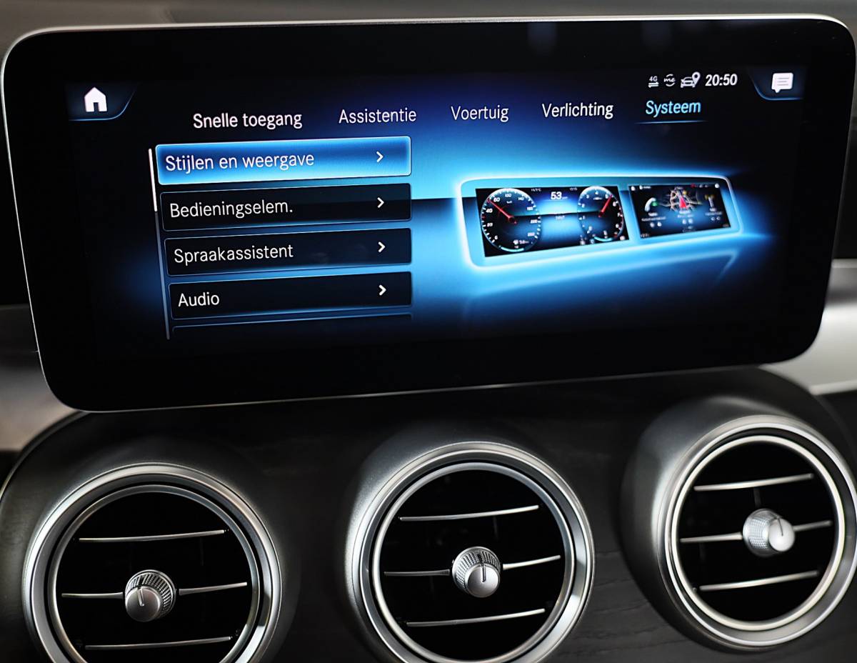 Mercedes-Benz GLC Mercedes-Benz GLC-klasse 300e 4MATIC AMG 63 Look / Head Up / Memory / Open Pano / 360 Camera / Cc / Lane Assist / Led / 20 Inch