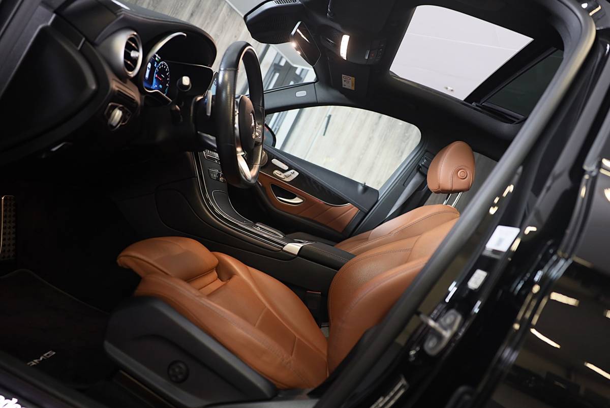 Mercedes-Benz GLC Mercedes-Benz GLC-klasse 300e 4MATIC AMG 63 Look / Head Up / Memory / Open Pano / 360 Camera / Cc / Lane Assist / Led / 20 Inch