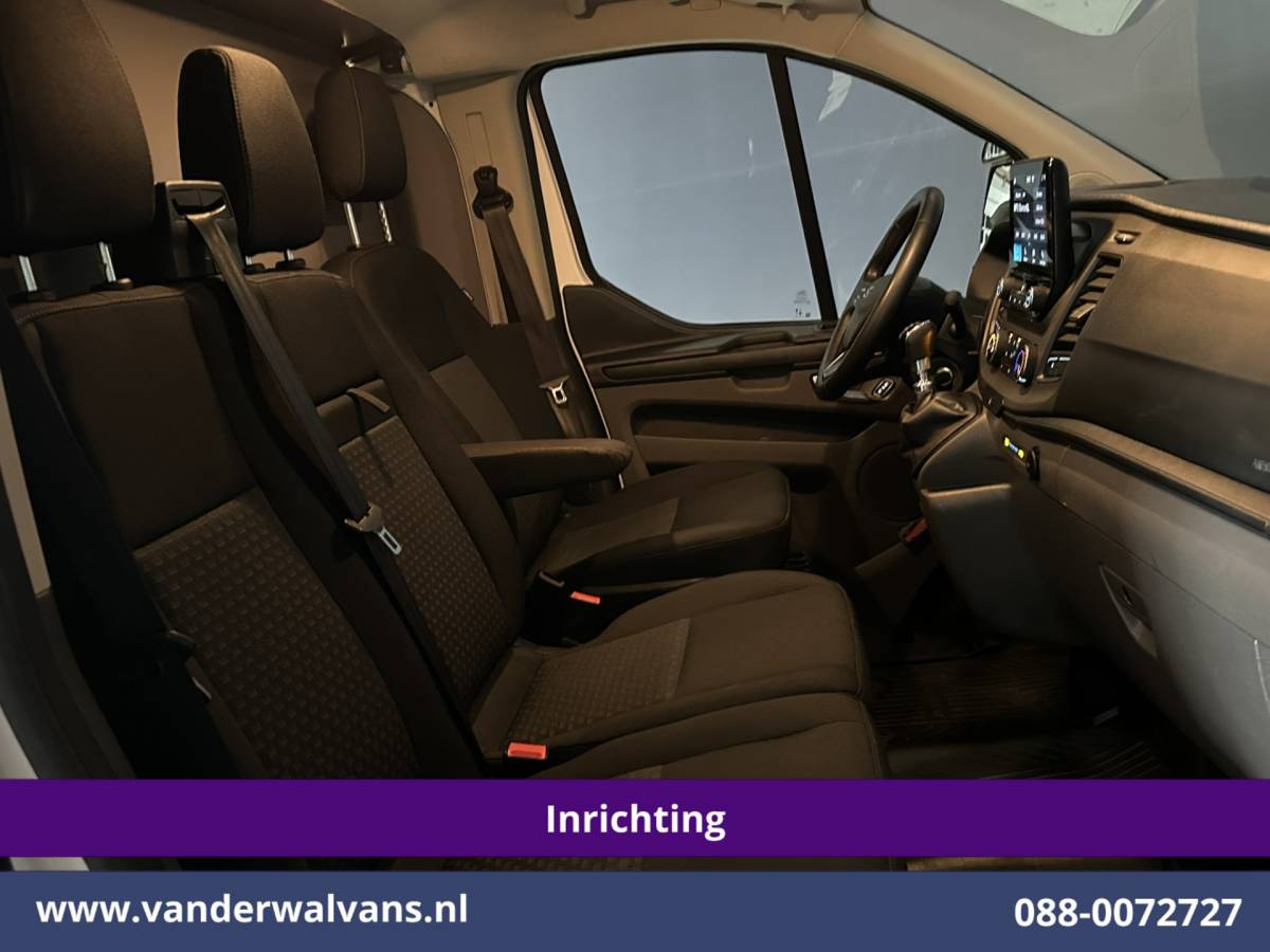 Ford Transit Custom Ford Transit Custom 2.0 TDCI 130pk L2H1 Inrichting Euro6 Airco | Omvormer | Camera | LED | Android Auto | Cruisecontrol | 2800kg Trekhaak Verwarmde voorruit, Stoelverwarming, Parkeersensoren, Bijrijdersbank, Dakdragers