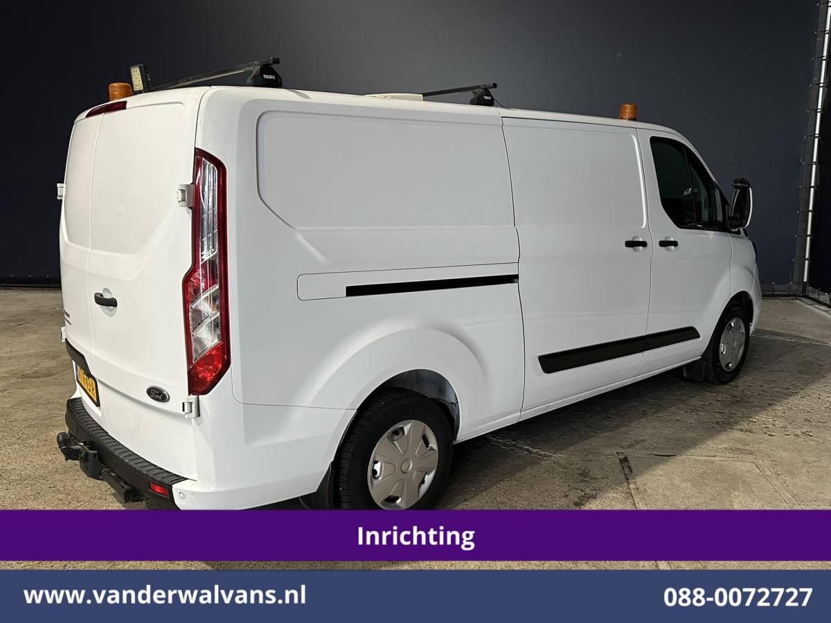 Ford Transit Custom Ford Transit Custom 2.0 TDCI 130pk L2H1 Inrichting Euro6 Airco | Omvormer | Camera | LED | Android Auto | Cruisecontrol | 2800kg Trekhaak Verwarmde voorruit, Stoelverwarming, Parkeersensoren, Bijrijdersbank, Dakdragers