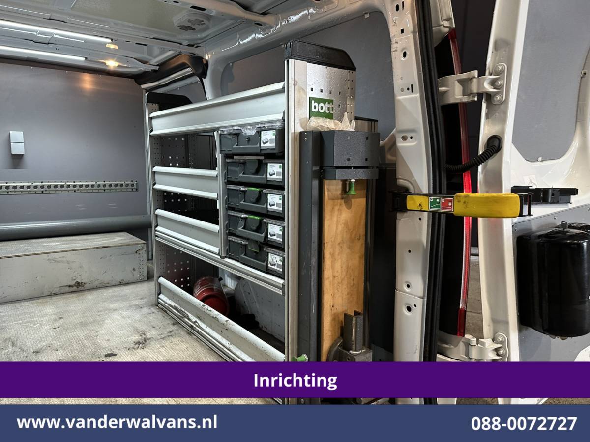 Ford Transit Custom Ford Transit Custom 2.0 TDCI 130pk L2H1 Inrichting Euro6 Airco | Omvormer | Camera | LED | Android Auto | Cruisecontrol | 2800kg Trekhaak Verwarmde voorruit, Stoelverwarming, Parkeersensoren, Bijrijdersbank, Dakdragers