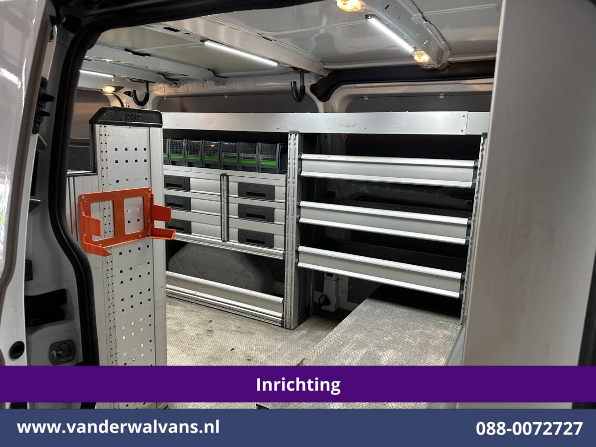 Ford Transit Custom Ford Transit Custom 2.0 TDCI 130pk L2H1 Inrichting Euro6 Airco | Omvormer | Camera | LED | Android Auto | Cruisecontrol | 2800kg Trekhaak Verwarmde voorruit, Stoelverwarming, Parkeersensoren, Bijrijdersbank, Dakdragers