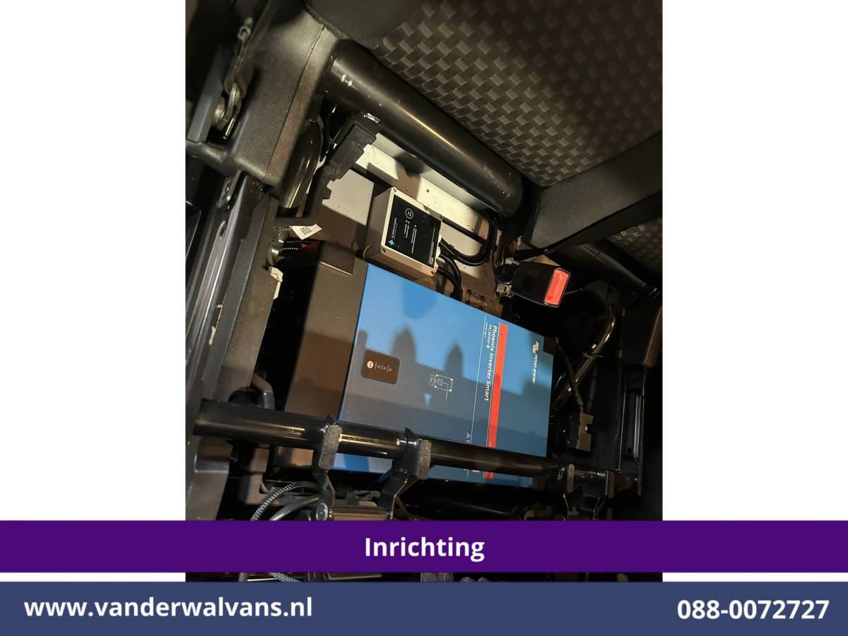 Ford Transit Custom Ford Transit Custom 2.0 TDCI 130pk L2H1 Inrichting Euro6 Airco | Omvormer | Camera | LED | Android Auto | Cruisecontrol | 2800kg Trekhaak Verwarmde voorruit, Stoelverwarming, Parkeersensoren, Bijrijdersbank, Dakdragers