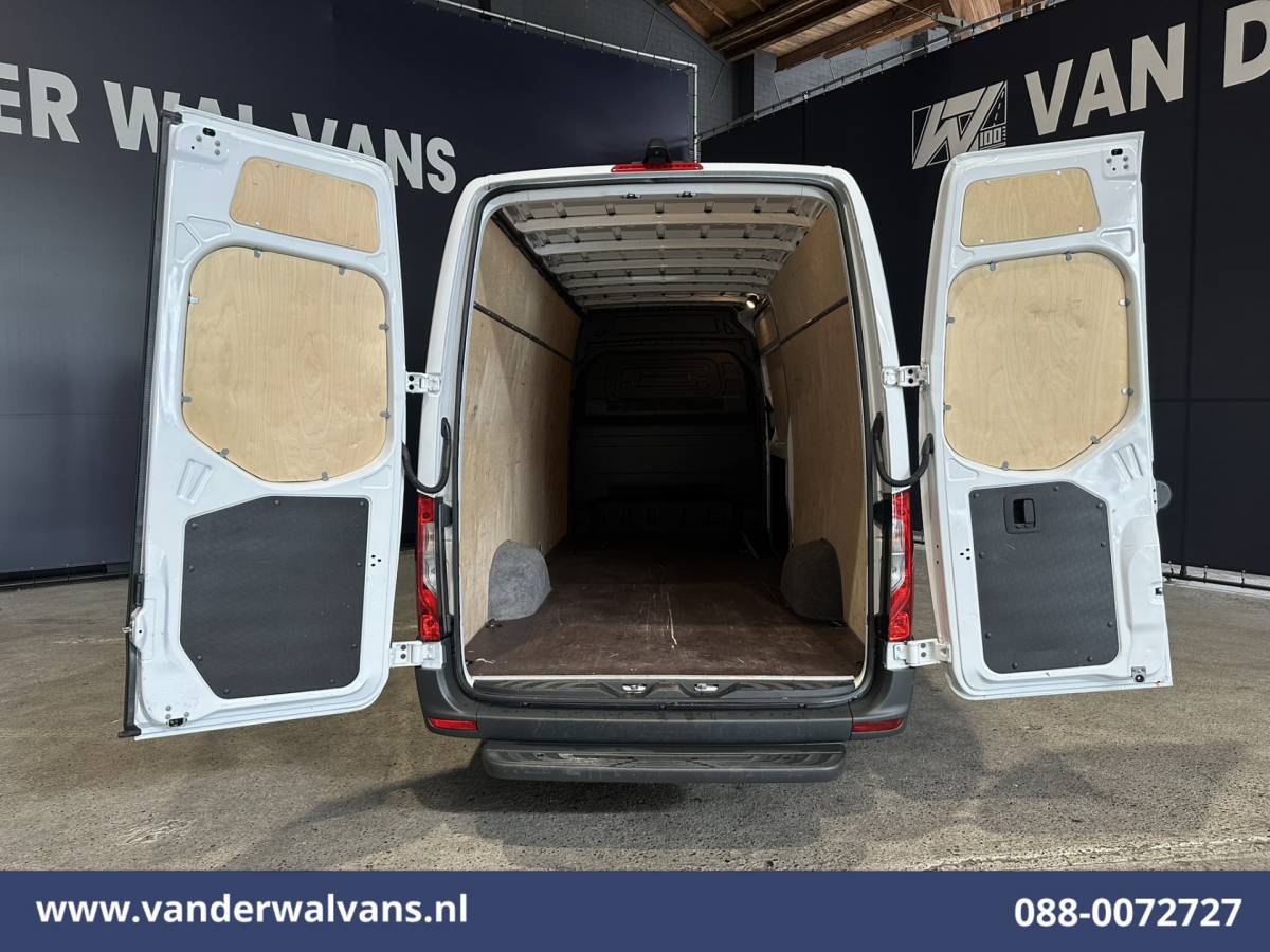 Mercedes-Benz Sprinter Mercedes-Benz Sprinter 315 CDI 150pk L3H2 Euro6 Airco | Camera | Navigatie | Apple Carplay | Android Auto Bijrijdersbank