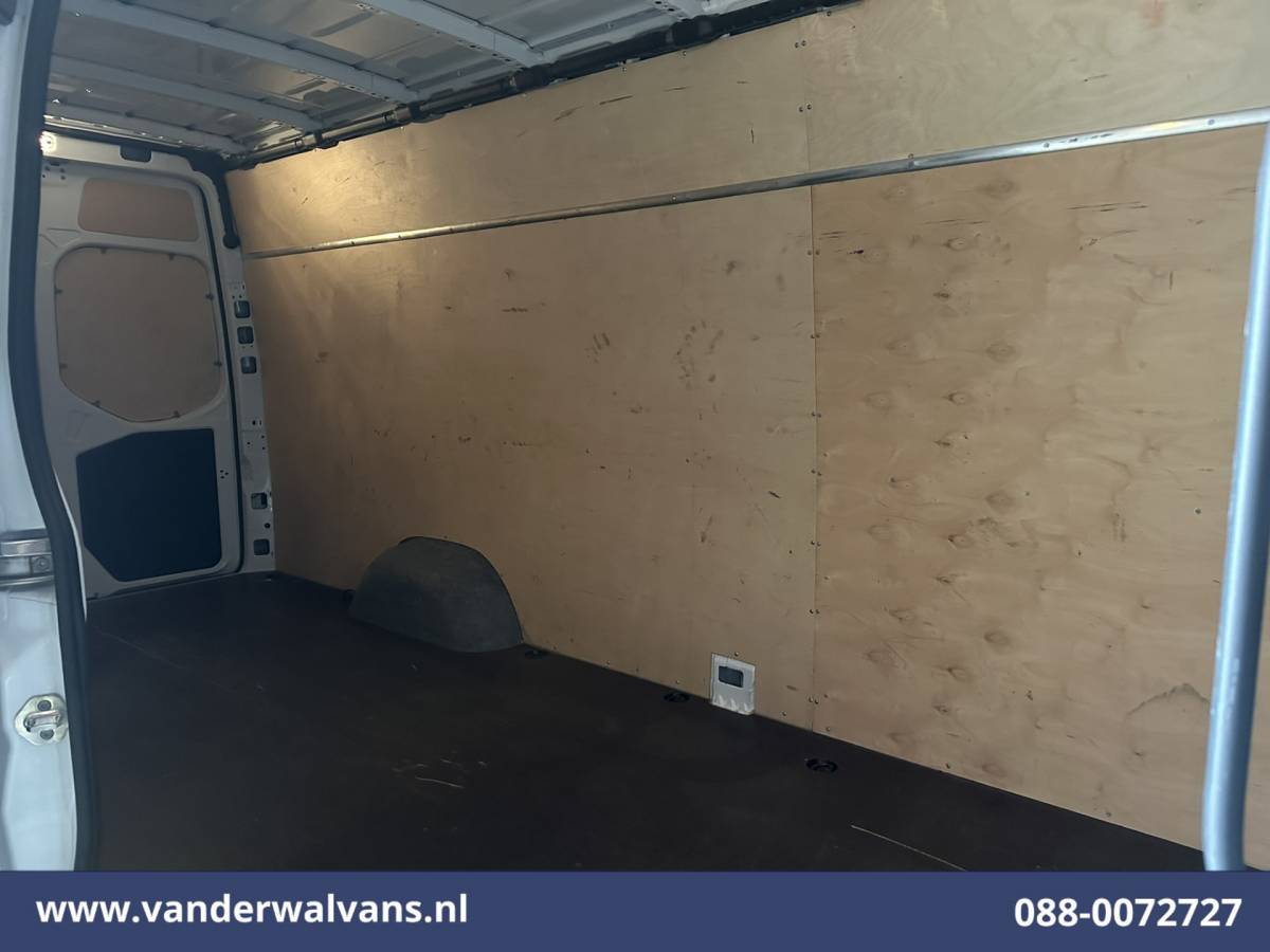 Mercedes-Benz Sprinter Mercedes-Benz Sprinter 315 CDI 150pk L3H2 Euro6 Airco | Camera | Navigatie | Apple Carplay | Android Auto Bijrijdersbank