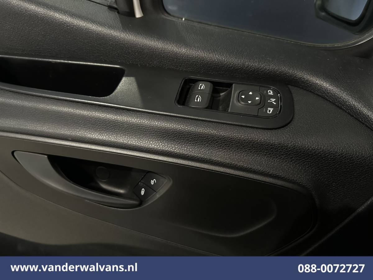 Mercedes-Benz Sprinter Mercedes-Benz Sprinter 315 CDI 150pk L3H2 Euro6 Airco | Camera | Navigatie | Apple Carplay | Android Auto Bijrijdersbank