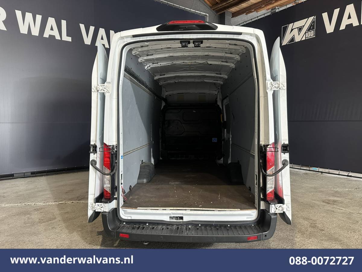 Ford Transit Ford Transit 2.0 TDCI 170pk L4H3 Jumbo Euro6 Airco | Camera | Apple Carplay | Adaptieve Cruisecontrol Android Auto, Verwarmde voorruit, Parkeersensoren, Bijrijdersbank, 3500kg trekvermogen