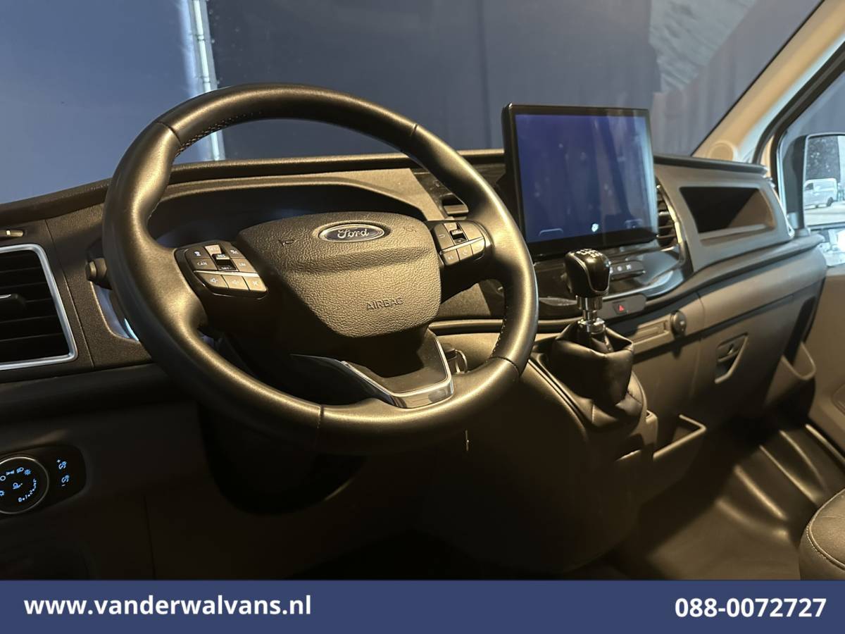 Ford Transit Ford Transit 2.0 TDCI 170pk L4H3 Jumbo Euro6 Airco | Camera | Apple Carplay | Adaptieve Cruisecontrol Android Auto, Verwarmde voorruit, Parkeersensoren, Bijrijdersbank, 3500kg trekvermogen