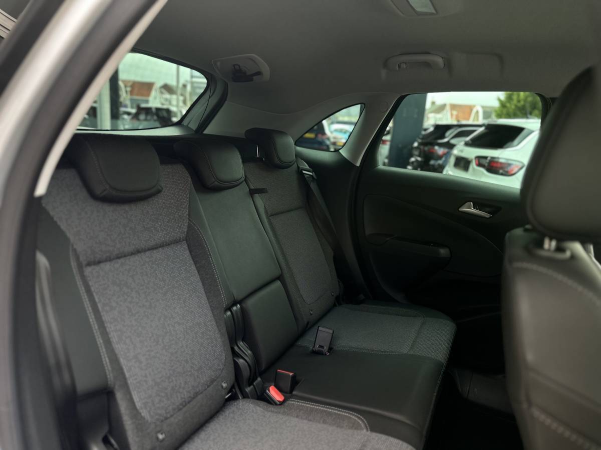 Opel Crossland Opel Crossland 1.2 Turbo Elegance Navigatie/Camera/ECC.