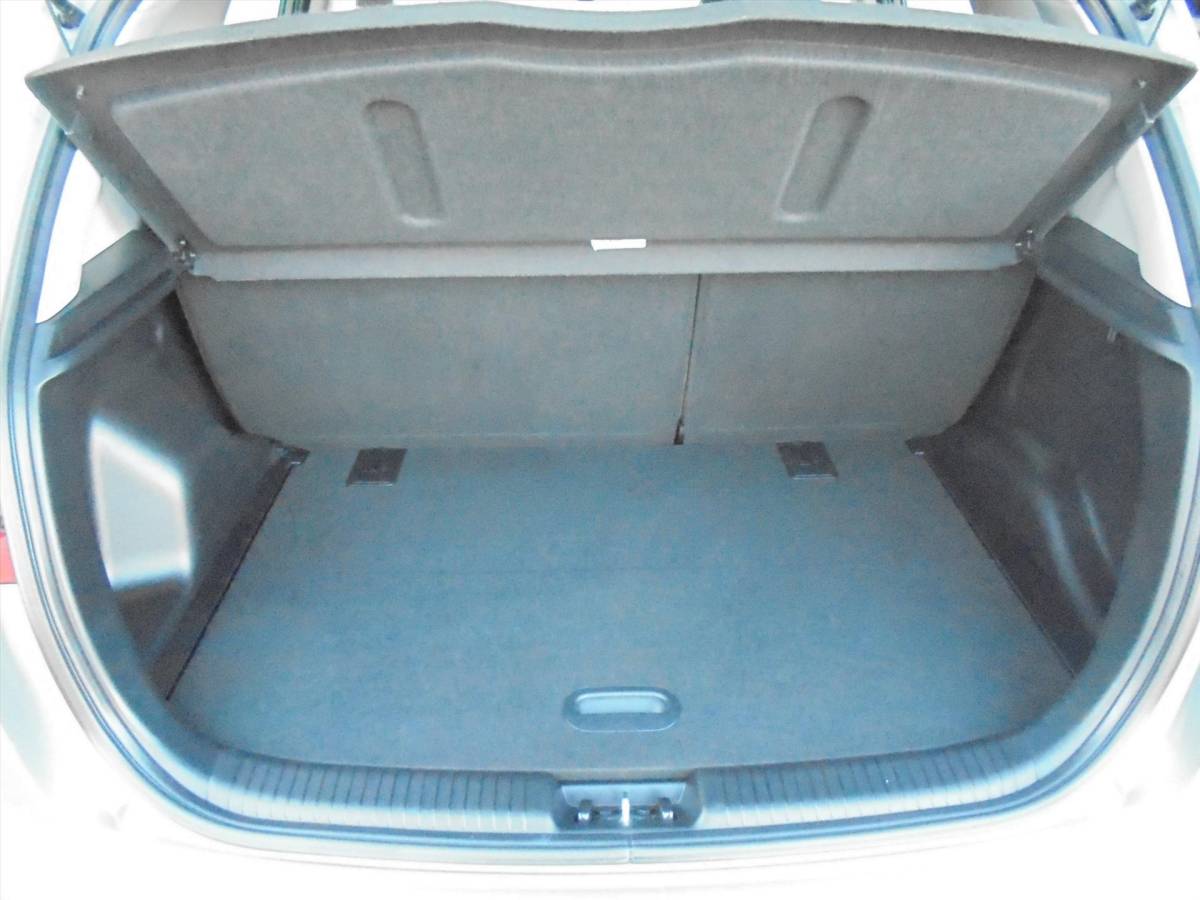 Kia Venga Kia Venga 1.6i AUTOMAAT HOGE INSTAP NAVI – CAMERA ENZ