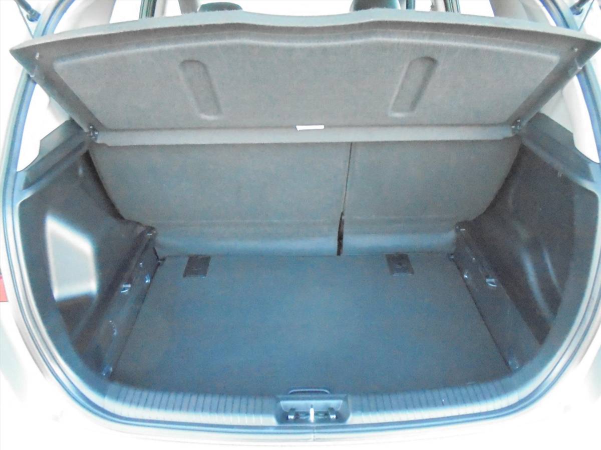 Kia Venga Kia Venga 1.6i AUTOMAAT HOGE INSTAP NAVI – CAMERA ENZ