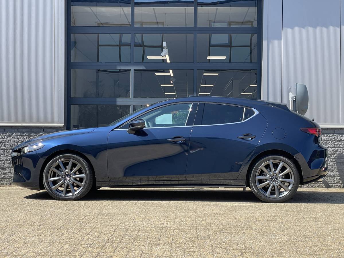 Mazda 3 Mazda 3 2.5 e-SkyActiv-G M Hybrid 140 Automaat Takumi | LEDER | BOSE | 360 CAMERA |