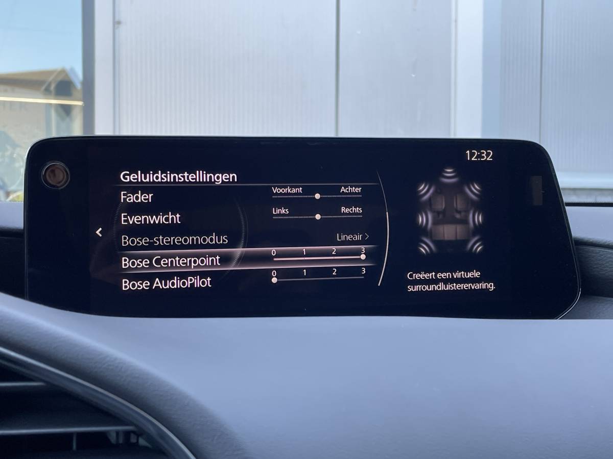 Mazda 3 Mazda 3 2.5 e-SkyActiv-G M Hybrid 140 Automaat Takumi | LEDER | BOSE | 360 CAMERA |