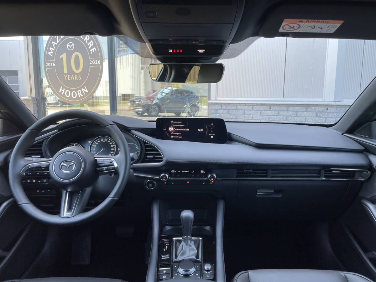 Mazda 3 Mazda 3 2.5 e-SkyActiv-G M Hybrid 140 Automaat Takumi | LEDER | BOSE | 360 CAMERA |