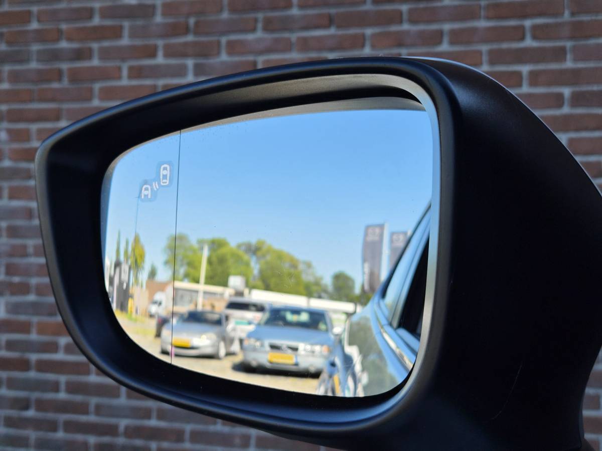 Mazda 3 Mazda 3 2.0 SkyActiv-G 120 GT-M | LEER | MEMORY | BOSE | ADAPTIVE | AUTOMAAT | Dealer onderhouden