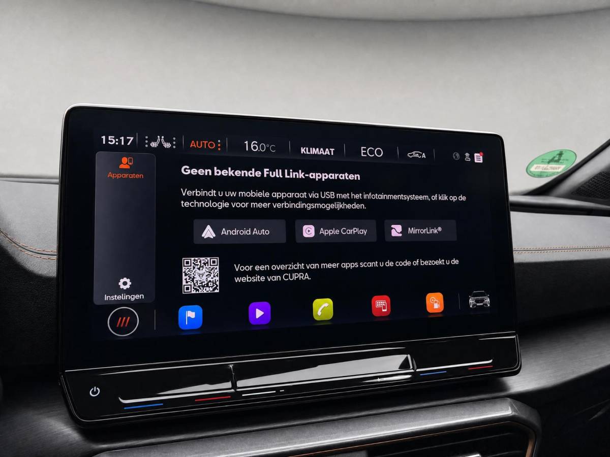 CUPRA Formentor CUPRA Formentor 1.4 245pk DSG e-Hybrid VZ Performance · Panoramadak · Camera · Trekhaak · Apple/Android Car Play · Navigatie · Stoelverwarming · 19” Inch ·