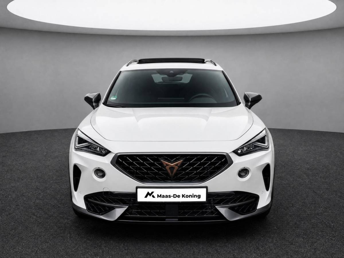 CUPRA Formentor CUPRA Formentor 1.4 245pk DSG e-Hybrid VZ Performance · Panoramadak · Camera · Trekhaak · Apple/Android Car Play · Navigatie · Stoelverwarming · 19” Inch ·