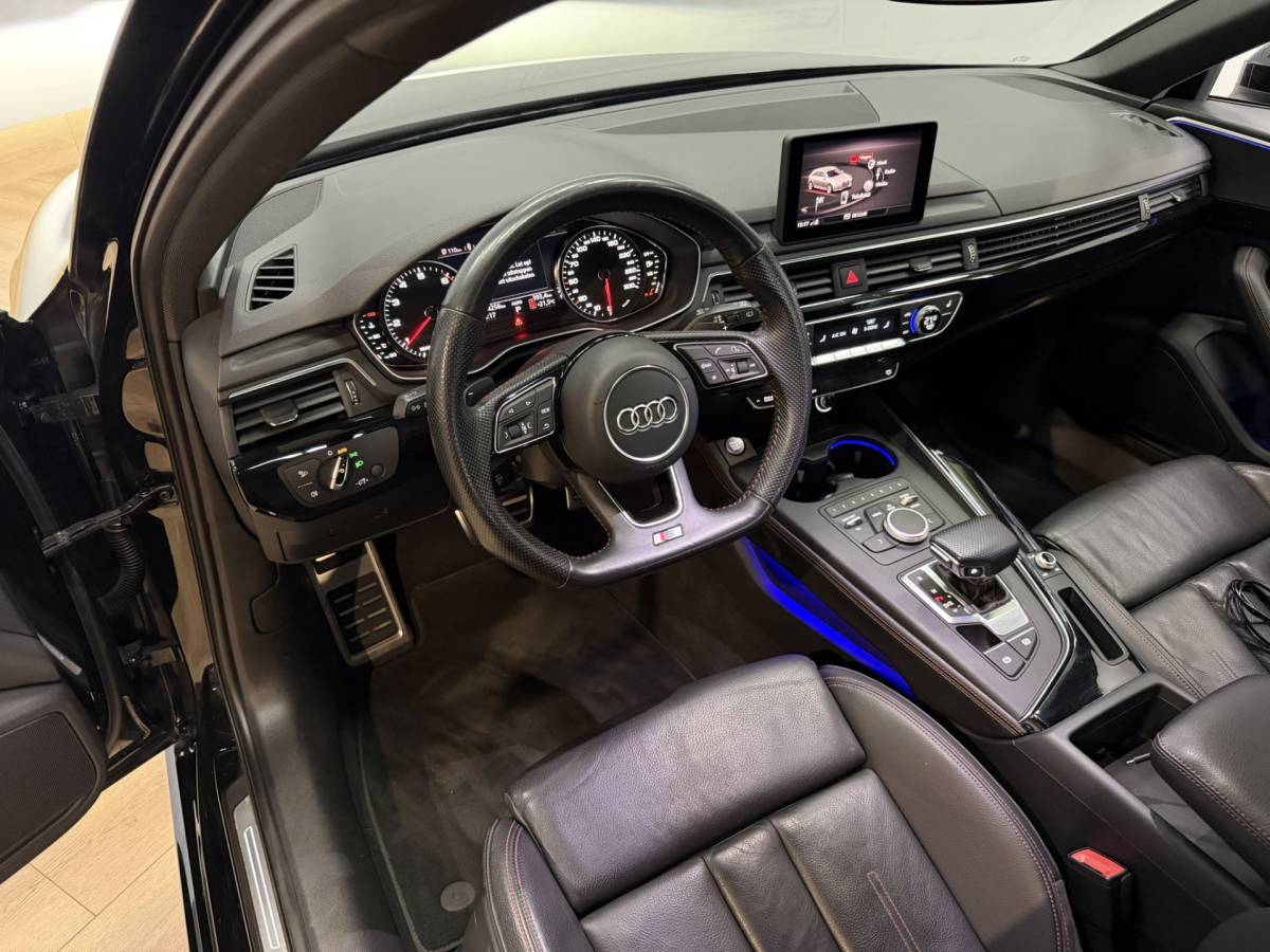 Audi A4 Audi A4 Avant 1.4 TFSI Sport S line black edition Airco ECC | Cruise Control | Navigatie | Sfeer | Stoel Verwarming |  Isofix | NAP