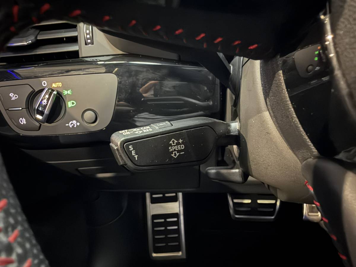 Audi A4 Audi A4 Avant 1.4 TFSI Sport S line black edition Airco ECC | Cruise Control | Navigatie | Sfeer | Stoel Verwarming |  Isofix | NAP