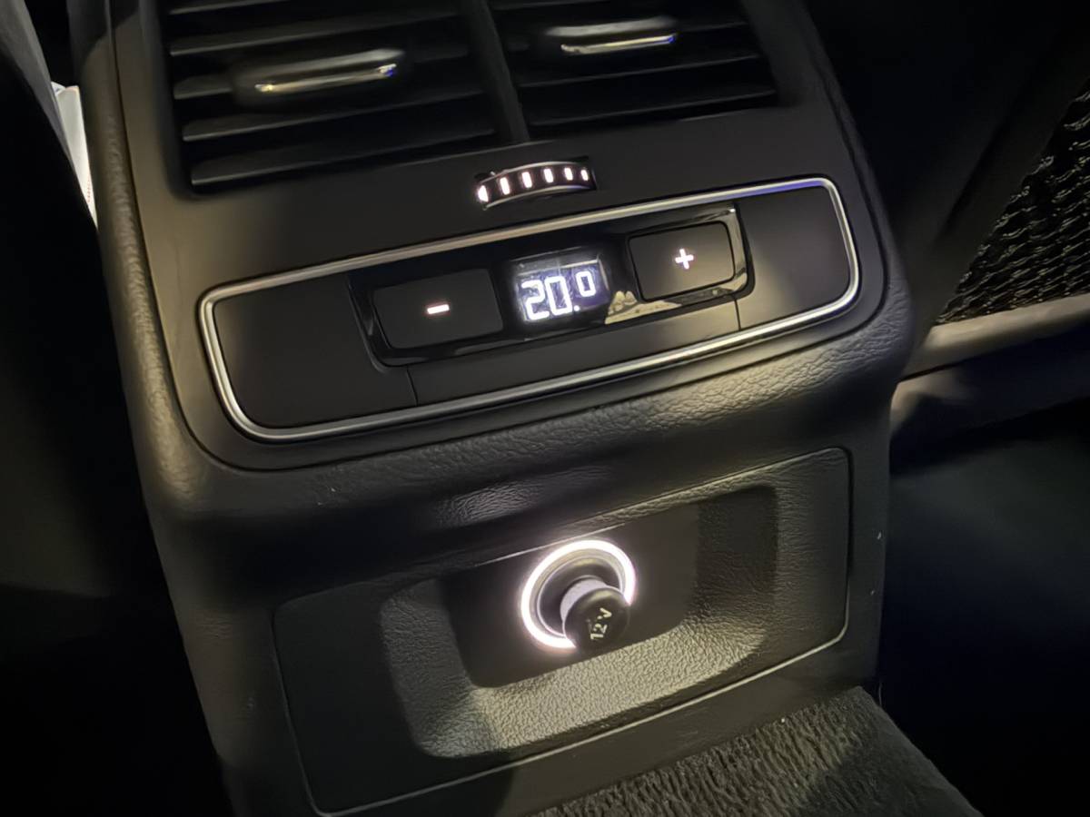 Audi A4 Audi A4 Avant 1.4 TFSI Sport S line black edition Airco ECC | Cruise Control | Navigatie | Sfeer | Stoel Verwarming |  Isofix | NAP