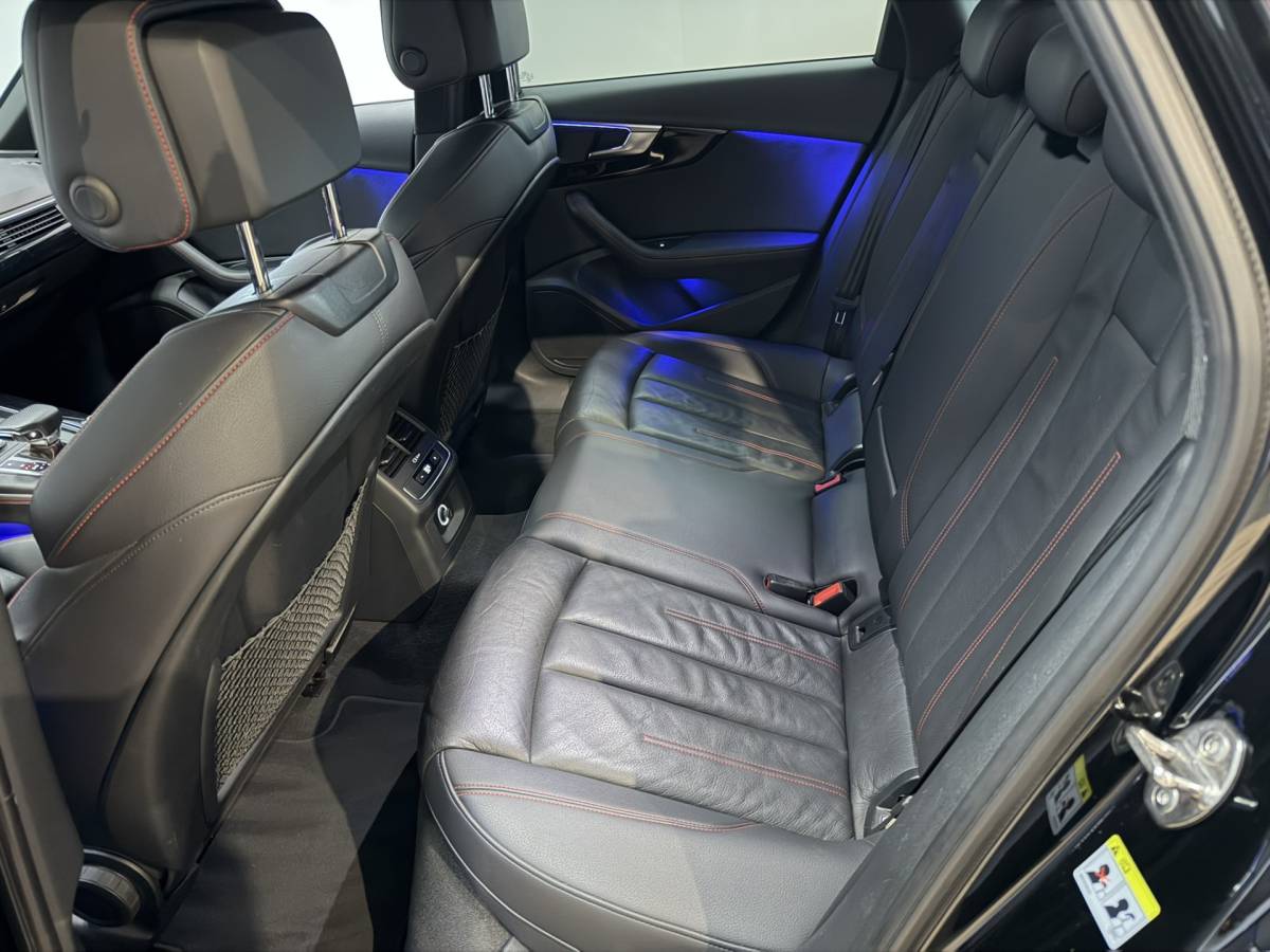 Audi A4 Audi A4 Avant 1.4 TFSI Sport S line black edition Airco ECC | Cruise Control | Navigatie | Sfeer | Stoel Verwarming |  Isofix | NAP