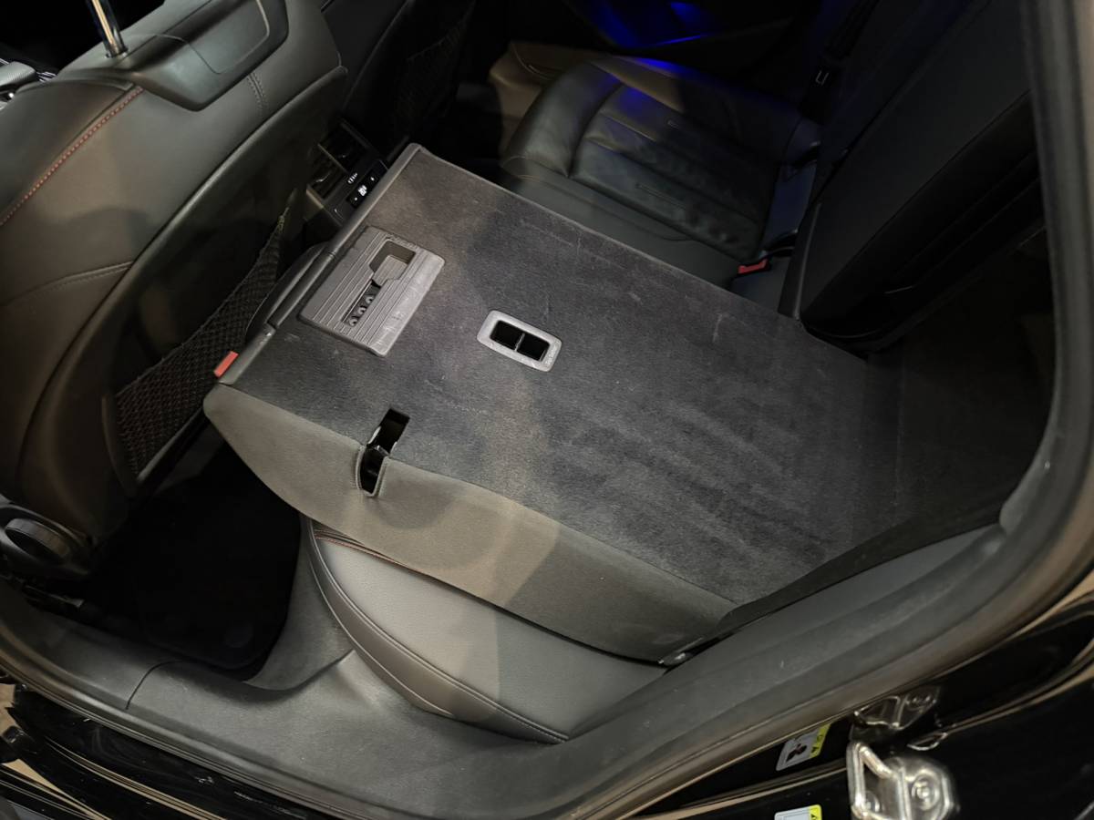 Audi A4 Audi A4 Avant 1.4 TFSI Sport S line black edition Airco ECC | Cruise Control | Navigatie | Sfeer | Stoel Verwarming |  Isofix | NAP