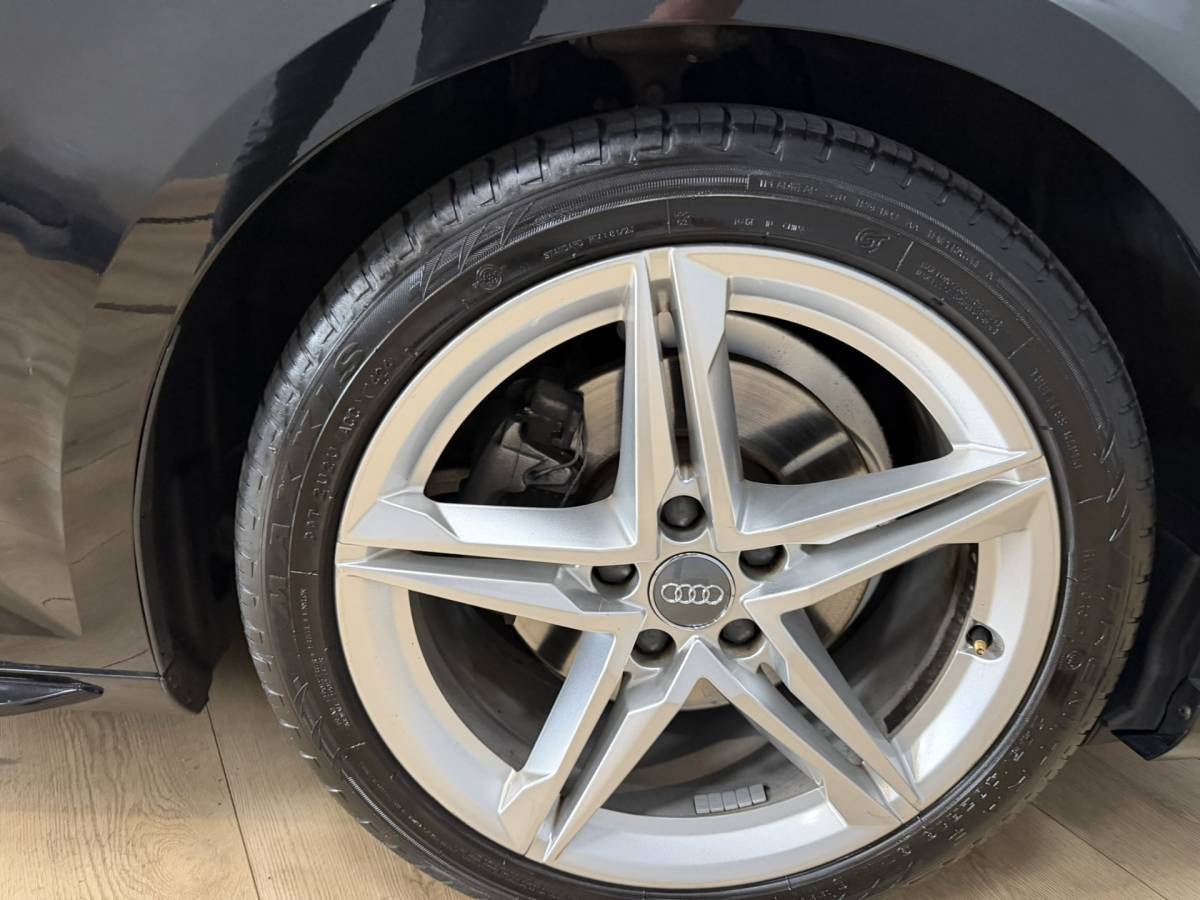 Audi A4 Audi A4 Avant 1.4 TFSI Sport S line black edition Airco ECC | Cruise Control | Navigatie | Sfeer | Stoel Verwarming |  Isofix | NAP