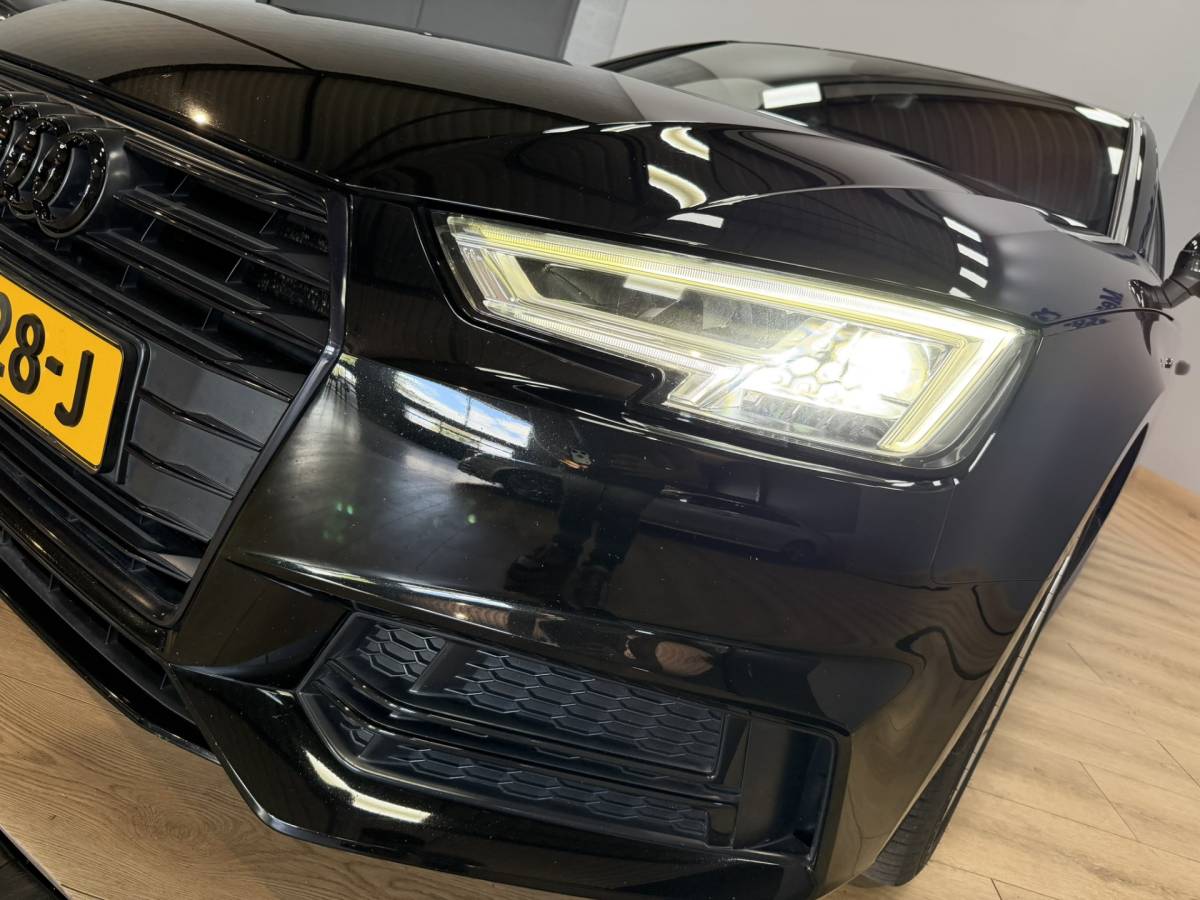 Audi A4 Audi A4 Avant 1.4 TFSI Sport S line black edition Airco ECC | Cruise Control | Navigatie | Sfeer | Stoel Verwarming |  Isofix | NAP