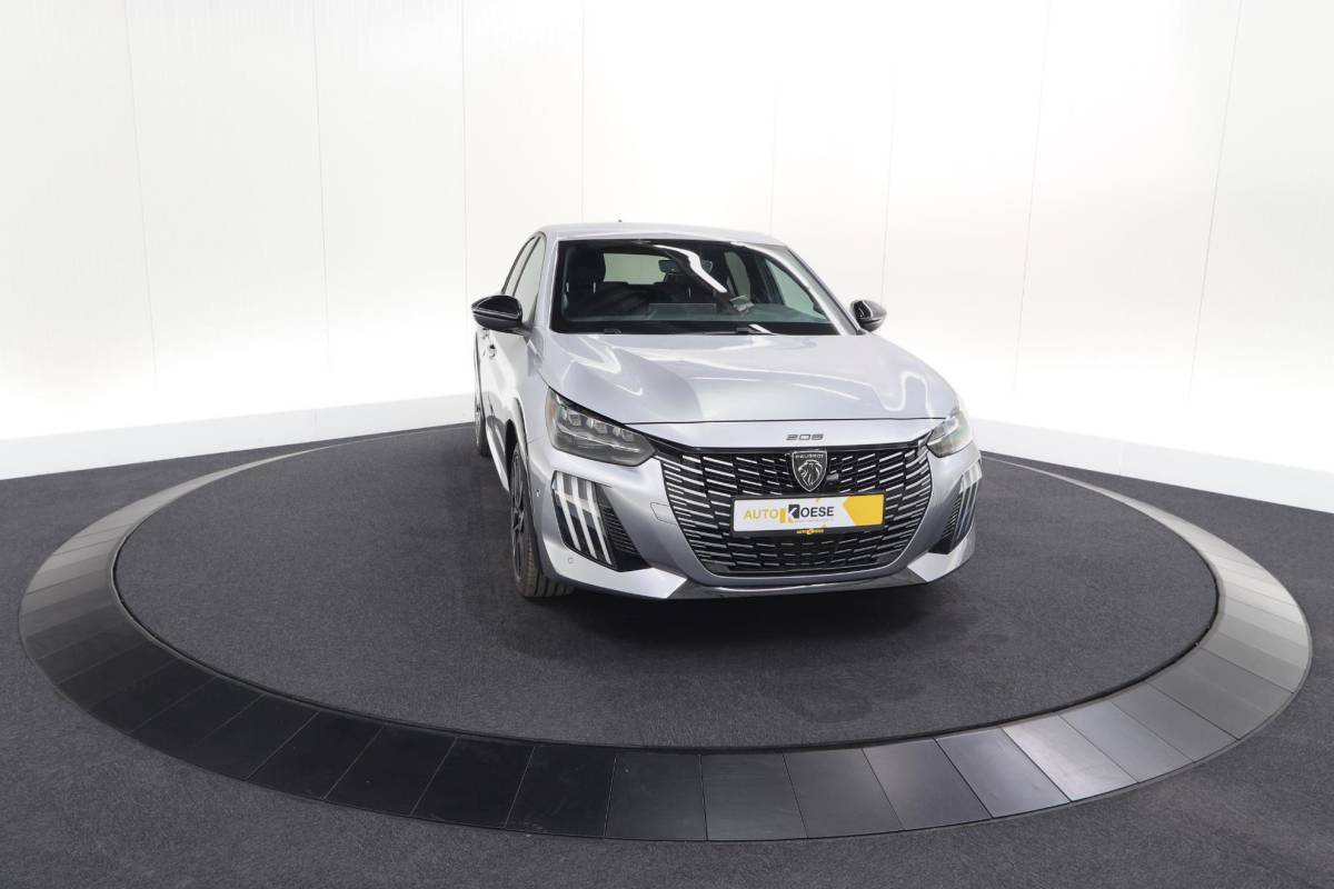 Peugeot e-208 Peugeot e-208 EV GT 54 kWh | 95,7% SOH | 11 KW Lader | 360 Camera | Alcantara Pakket | Navigatie