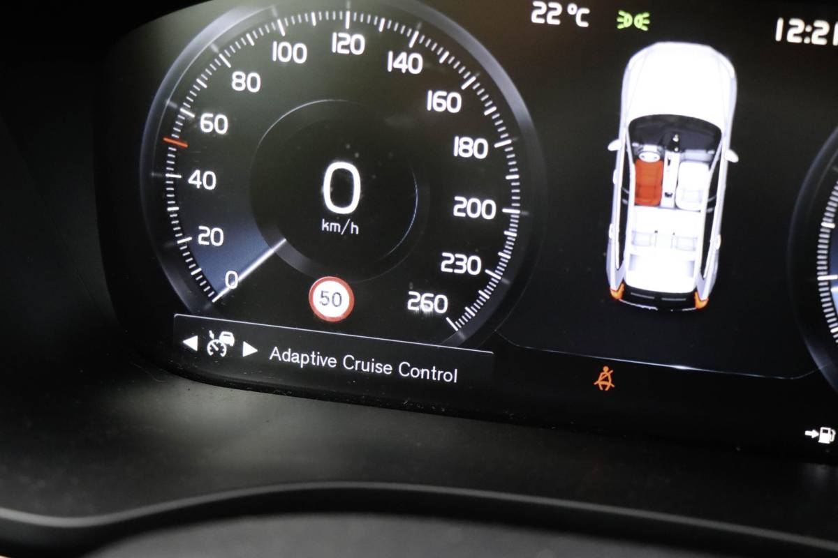 Volvo XC60 Volvo XC60 2.0 T5 AWD Momentum 250pk | Leder + Trekhaak