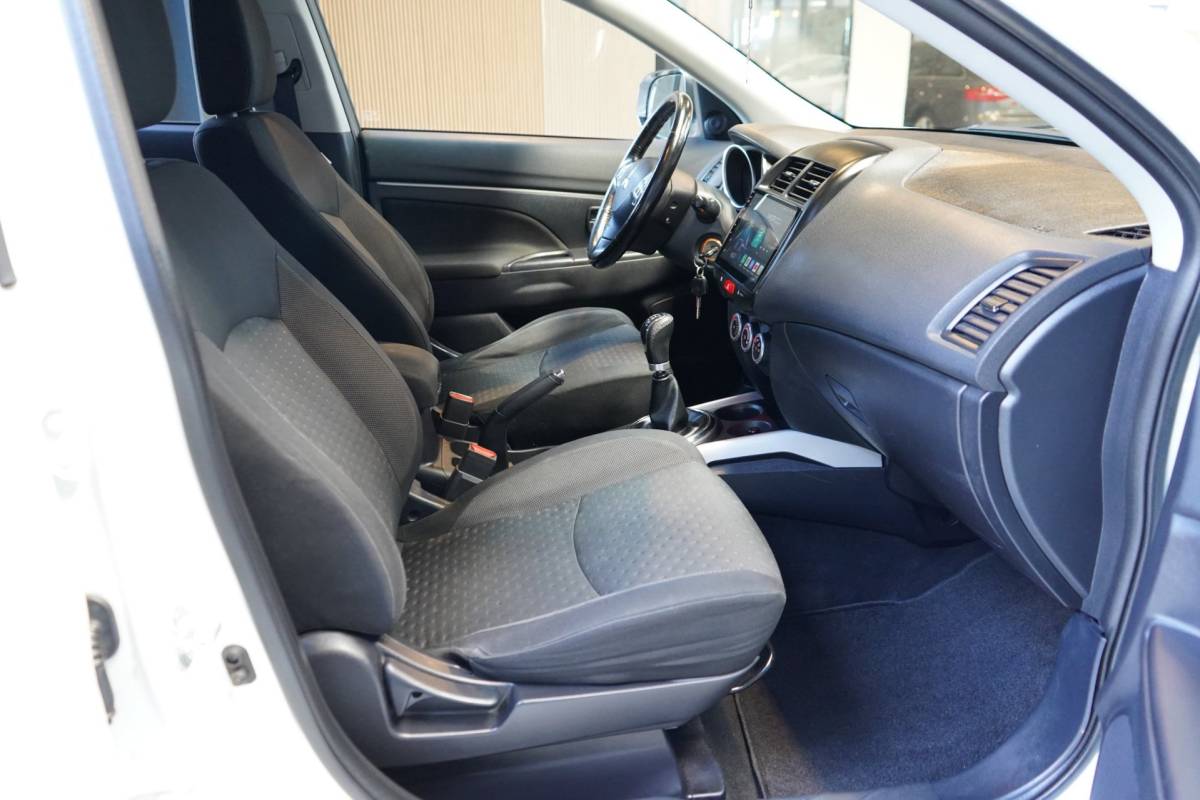 Mitsubishi ASX Mitsubishi ASX 1.6 Intense ClearTec | ACHTERUITRIJC. | CRUISE | TREEKHAAK | PDC | NAVI | AIRCO | APK
