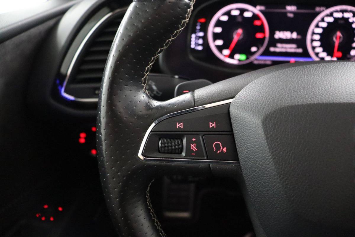 SEAT Leon SEAT Leon ST 2.0 TSI 4DRIVE CUPRA |PANO|300PK|
