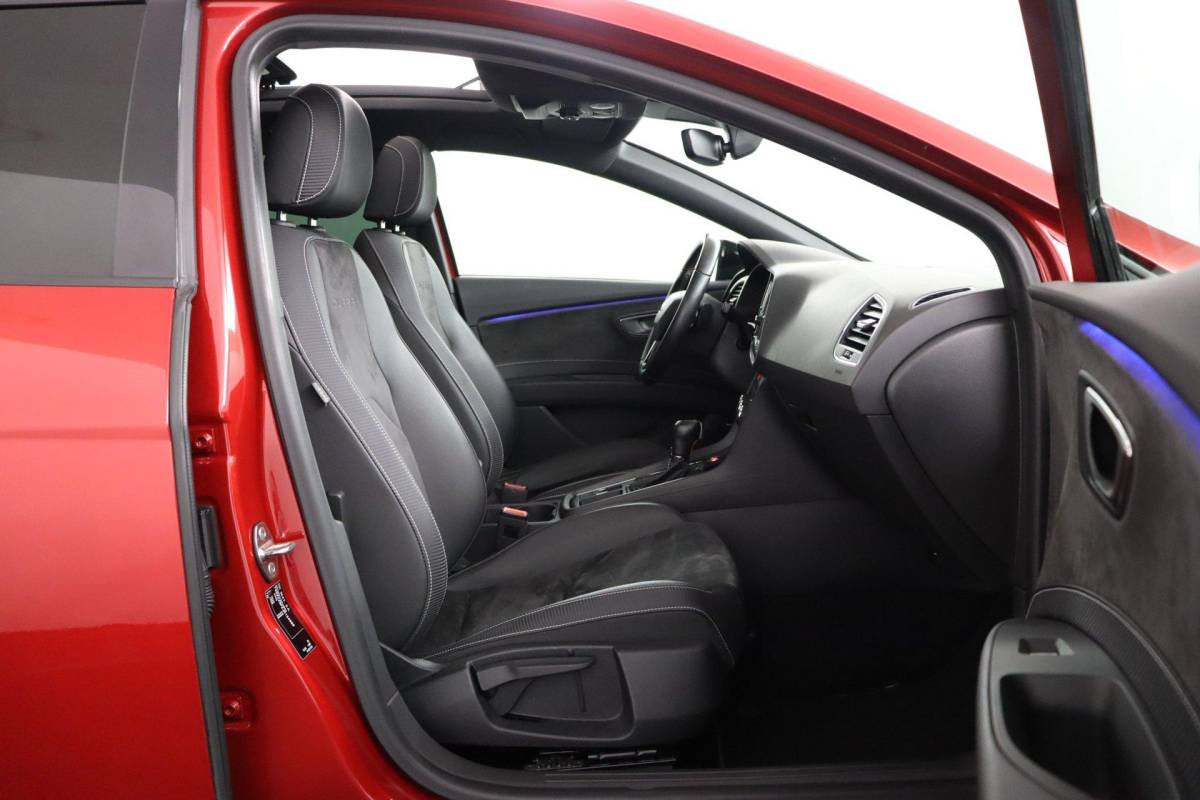 SEAT Leon SEAT Leon ST 2.0 TSI 4DRIVE CUPRA |PANO|300PK|
