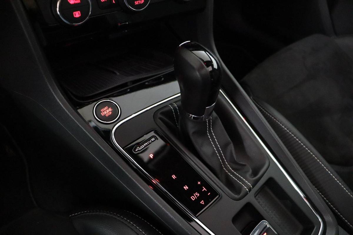 SEAT Leon SEAT Leon ST 2.0 TSI 4DRIVE CUPRA |PANO|300PK|