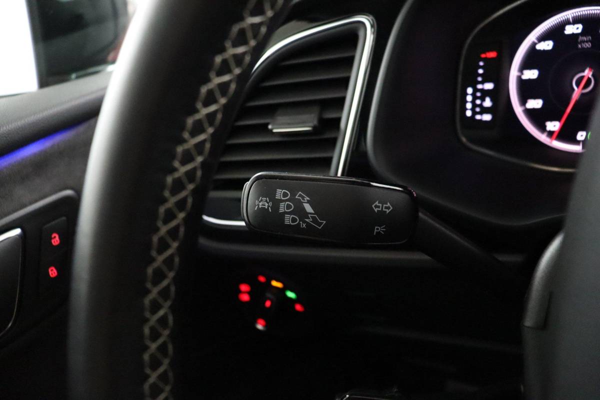 SEAT Leon SEAT Leon ST 2.0 TSI 4DRIVE CUPRA |PANO|300PK|