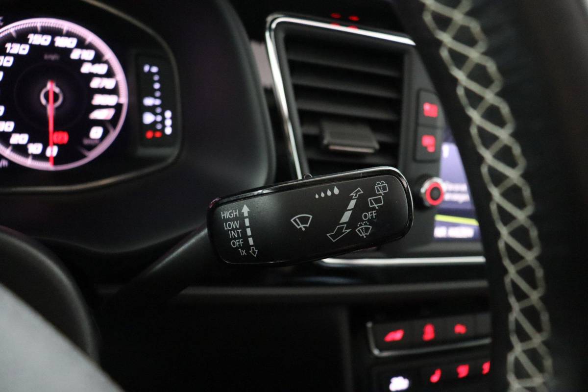 SEAT Leon SEAT Leon ST 2.0 TSI 4DRIVE CUPRA |PANO|300PK|