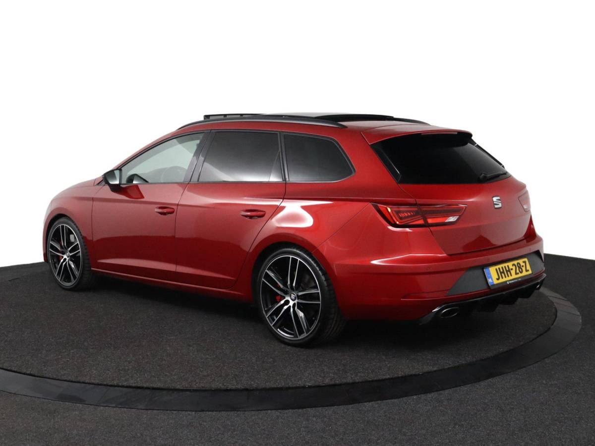 SEAT Leon SEAT Leon ST 2.0 TSI 4DRIVE CUPRA |PANO|300PK|