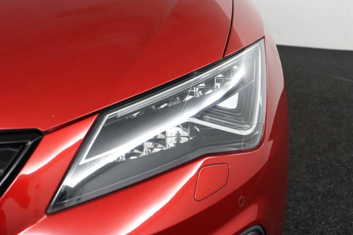 SEAT Leon SEAT Leon ST 2.0 TSI 4DRIVE CUPRA |PANO|300PK|