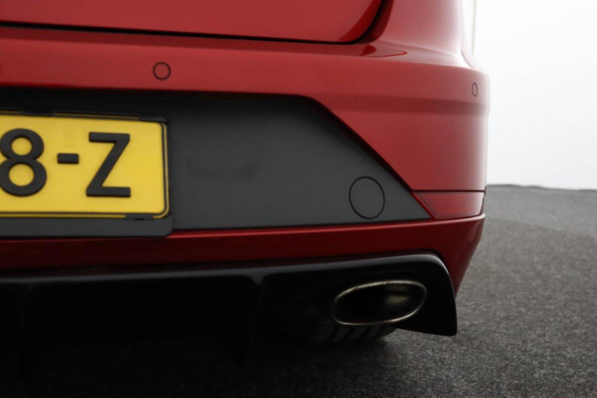 SEAT Leon SEAT Leon ST 2.0 TSI 4DRIVE CUPRA |PANO|300PK|