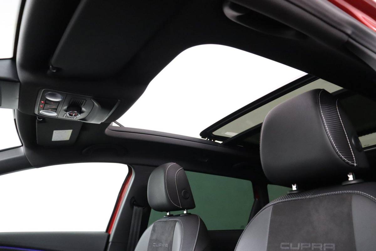 SEAT Leon SEAT Leon ST 2.0 TSI 4DRIVE CUPRA |PANO|300PK|