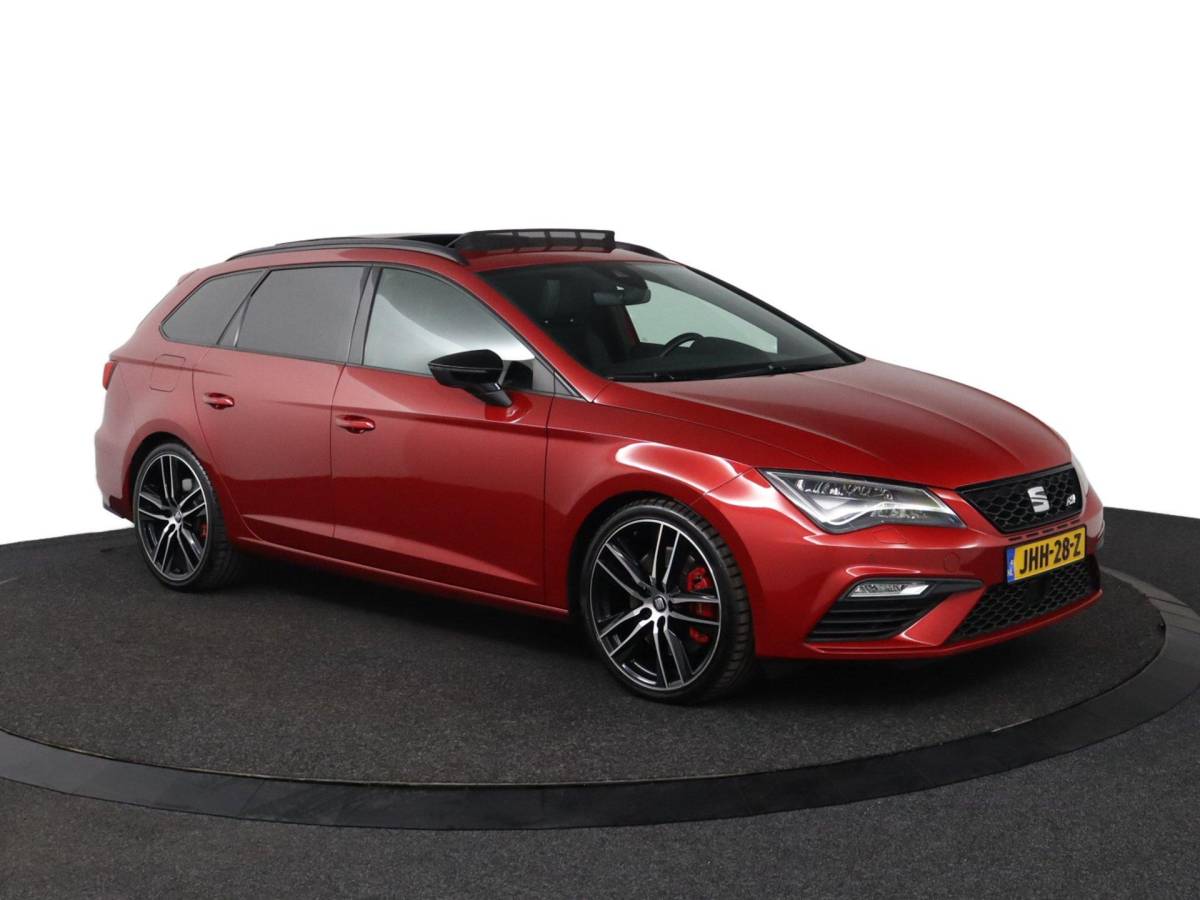 SEAT Leon SEAT Leon ST 2.0 TSI 4DRIVE CUPRA |PANO|300PK|