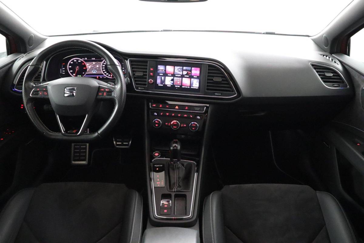 SEAT Leon SEAT Leon ST 2.0 TSI 4DRIVE CUPRA |PANO|300PK|