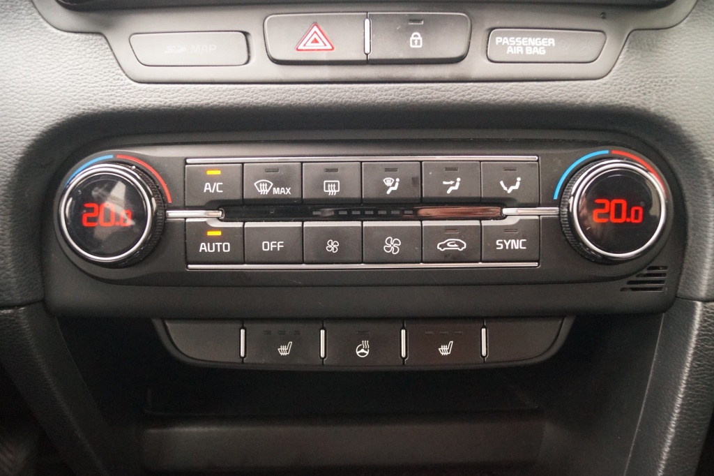 Kia Ceed Sportswagon Kia Ceed SW 1.6 CRDi DynamicPlusline -NAVI-ECC-CAM-