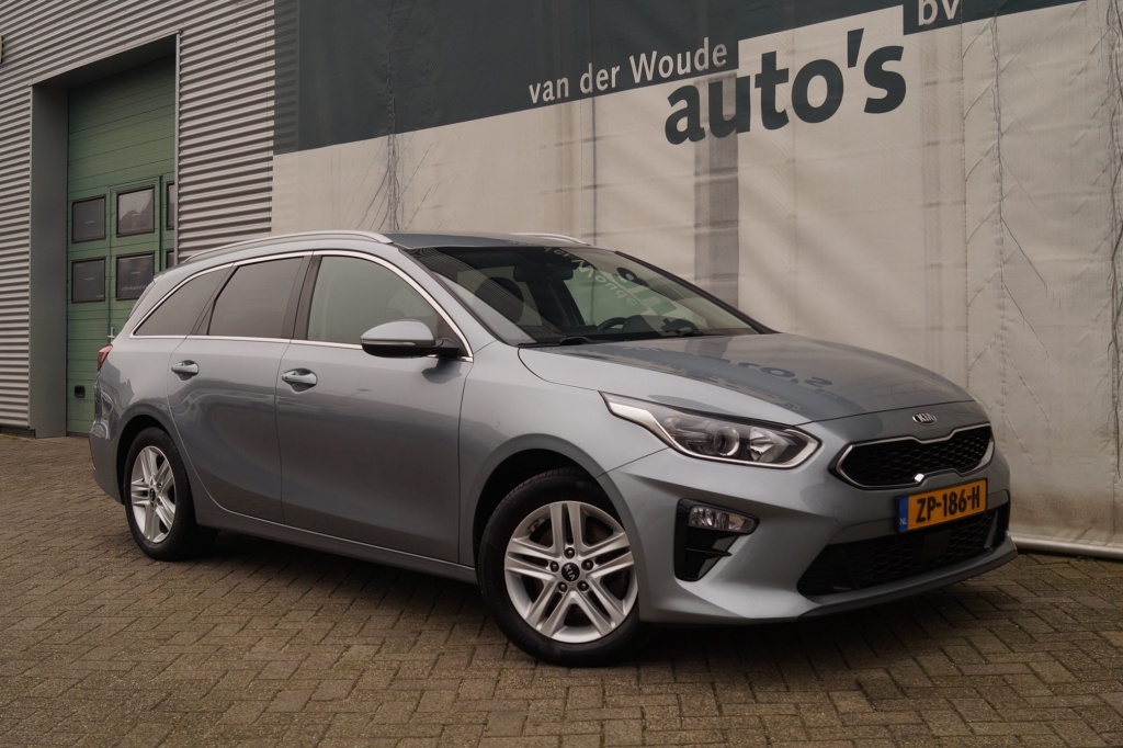 Kia Ceed Sportswagon Kia Ceed SW 1.6 CRDi DynamicPlusline -NAVI-ECC-CAM-