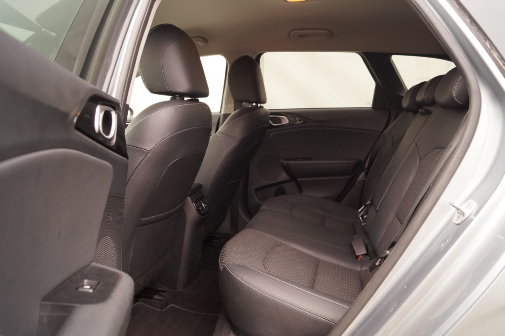 Kia Ceed Sportswagon Kia Ceed SW 1.6 CRDi DynamicPlusline -NAVI-ECC-CAM-