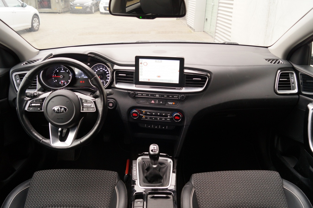 Kia Ceed Sportswagon Kia Ceed SW 1.6 CRDi DynamicPlusline -NAVI-ECC-CAM-