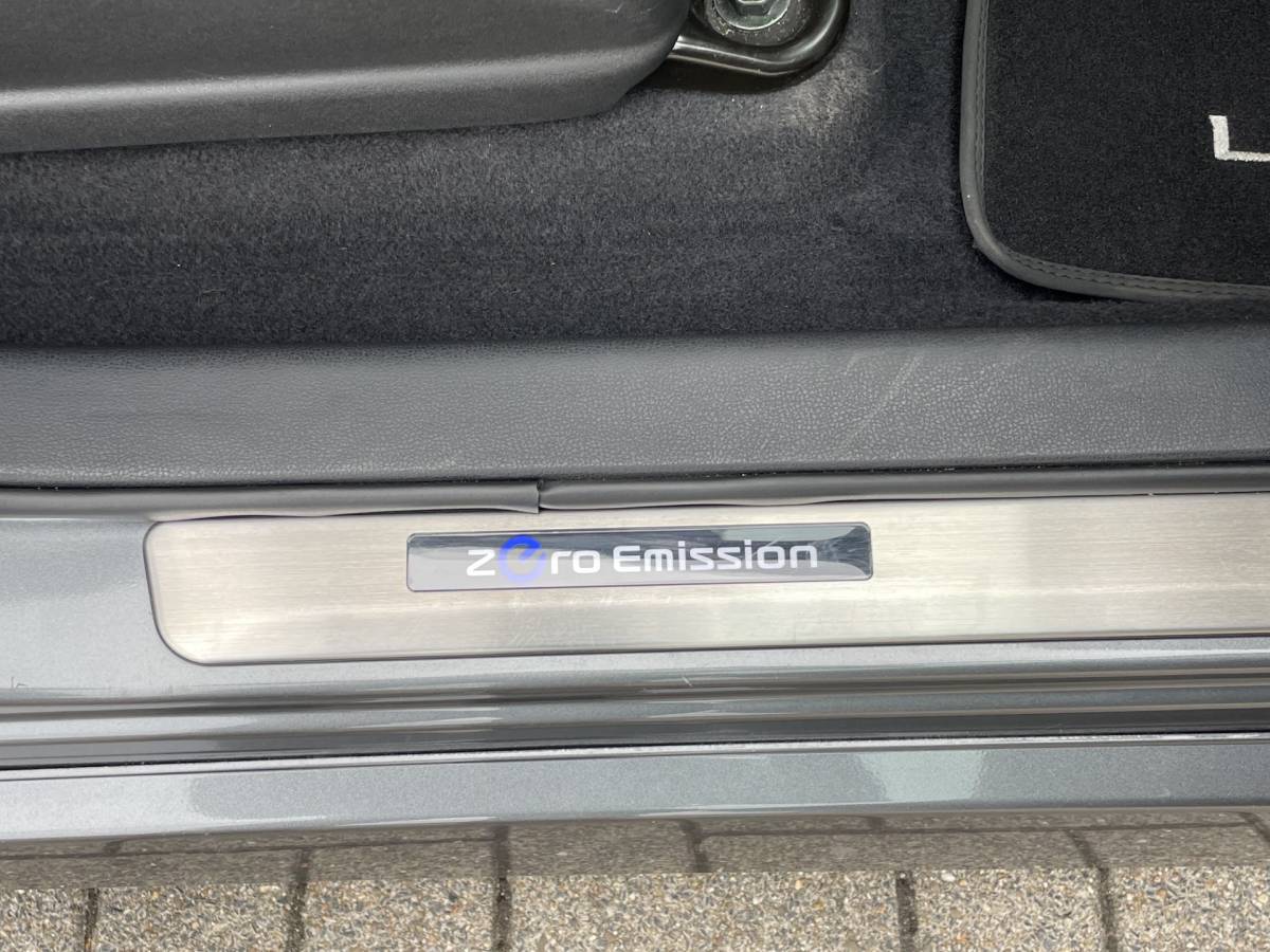 Nissan Leaf Nissan LEAF Tekna 40 kWh SOH 84,78% Navigatie, Adaptive Cruise Control, Climate Control, 360 Camera, Stoelverwarming